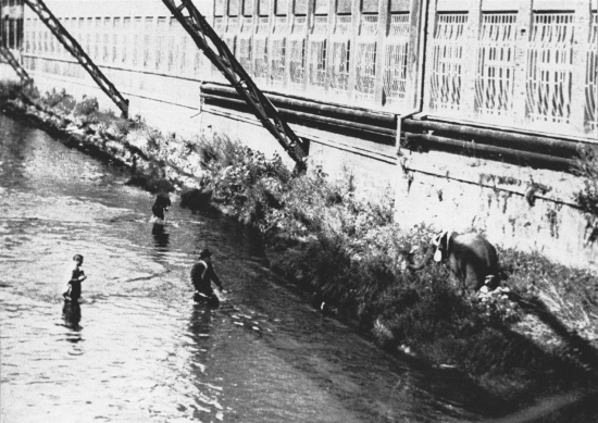 Вуппертальская подвесная железная дорога — старейшая в мире | Подвесная дорога в Германии Вуппертальская подвесная железная дорога — старейшая в мире | Подвесная дорога в Германии