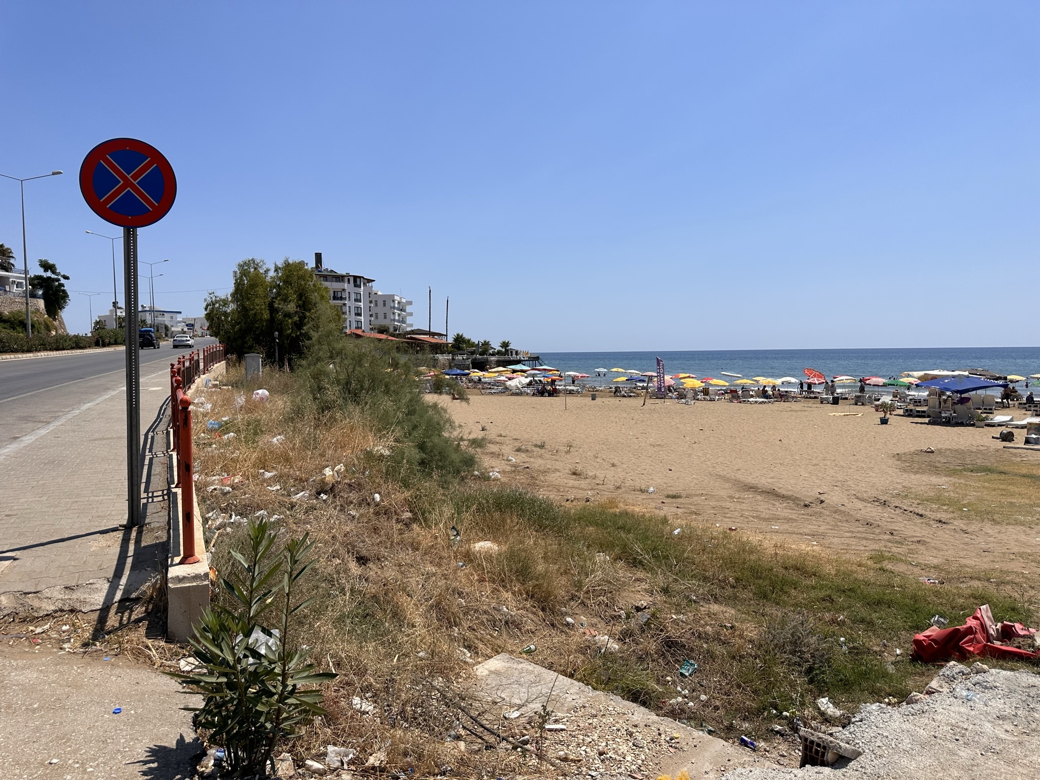 Пляж Ayaş Mersin Halk Plajı — 20 фото, как добраться из Мерсина Пляж Ayaş Mersin Halk Plajı — 20 фото, как добраться из Мерсина