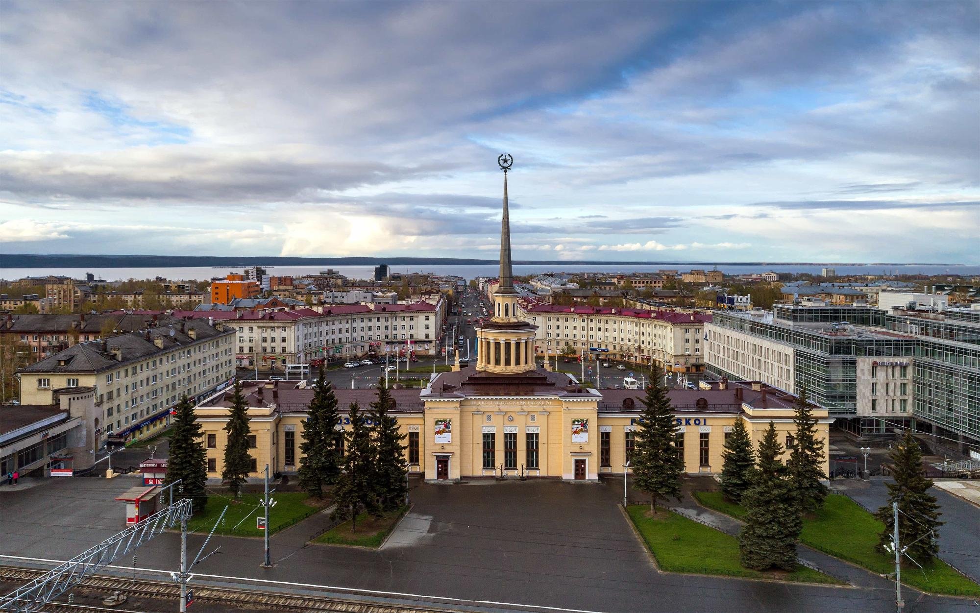 Что посмотреть в Петрозаводске и его окрестностях Что посмотреть в Петрозаводске и его окрестностях